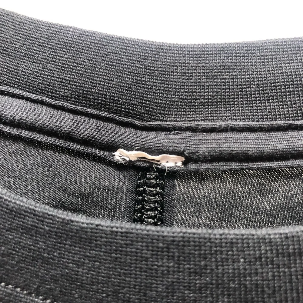 lululemon athletica Charcoal Long Sleeve Tee - Picture 3 of 9